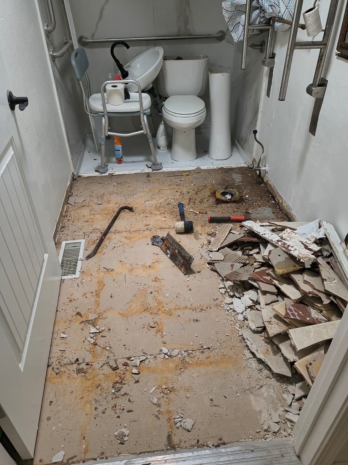 Custom built-in shelving